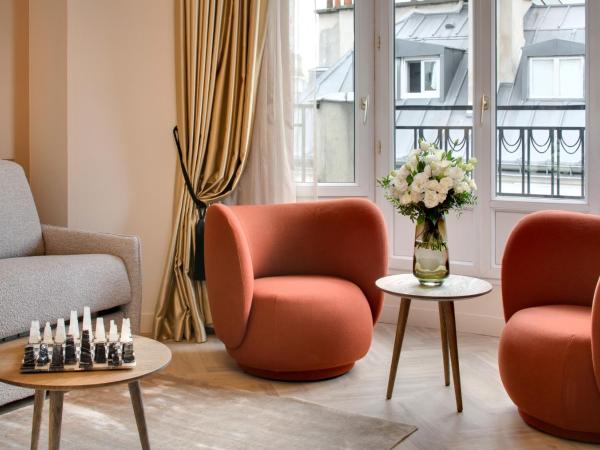 Artemisia Montmartre : photo 4 de la chambre suite