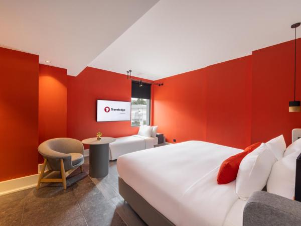 Travelodge Nimman : photo 1 de la chambre chambre triple deluxe