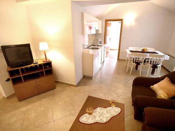 Apartments Lola : photo 2 de la chambre suite 1 chambre