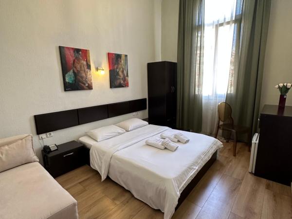 Hotel Ilisia : photo 7 de la chambre chambre double