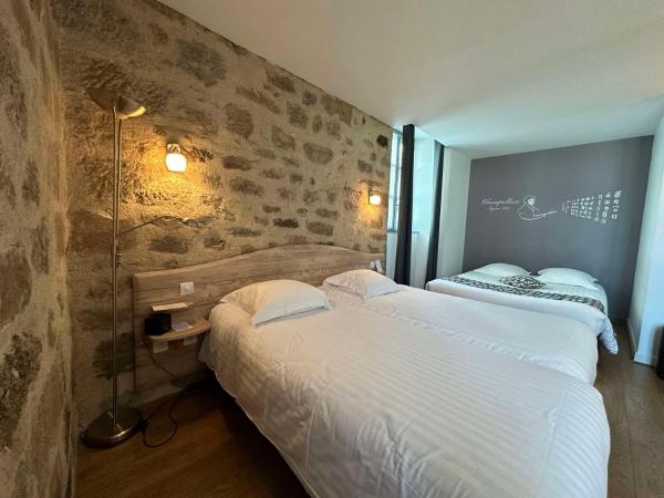 Best Western Le Pont d'Or : photo 1 de la chambre chambre familiale avec 1 lit double 2 lits jumeaux et cuisine