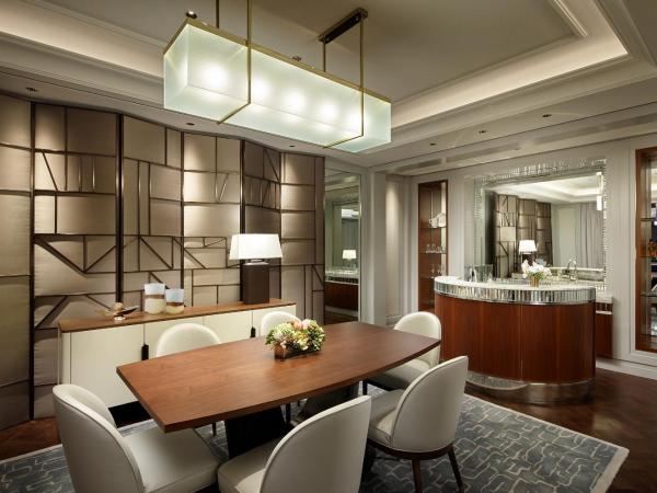 Lotte Hotel Seoul : photo 2 de la chambre suite double exécutive tour charlotte - accès inclus à la cime