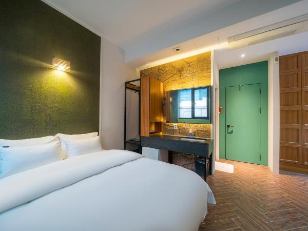 H-AVENUE Hotel Yeoksam : photo 8 de la chambre chambre familiale deluxe