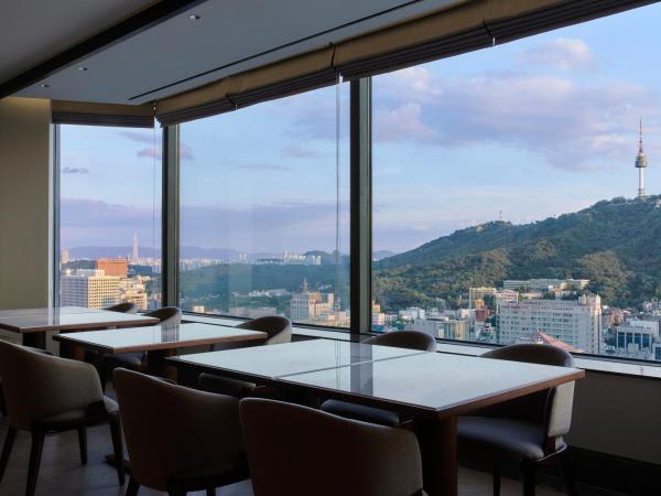 Lotte Hotel Seoul : photo 2 de la chambre suite junior exécutive avec chambre double - accès inclus à la cime