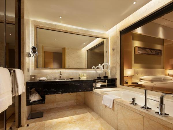 Hilton Dalian : photo 4 de la chambre chambre king de luxe corner