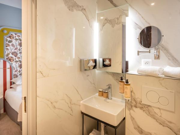 Mercure Paris Notre Dame Saint Germain des Prés : photo 1 de la chambre chambre lits jumeaux classique