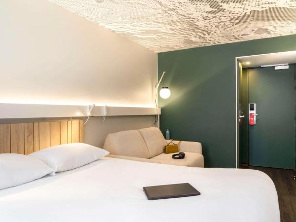 ibis Paris Nation Davout : photo 2 de la chambre chambre standard avec 2 lits doubles