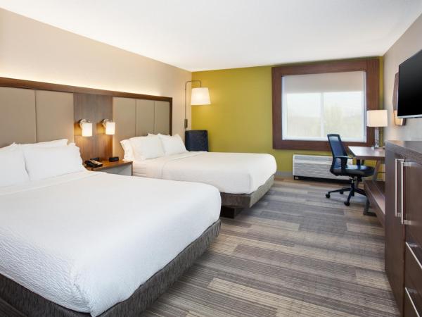 Holiday Inn Express Nashville Airport, an IHG Hotel : photo 1 de la chambre chambre double standard avec 2 lits doubles