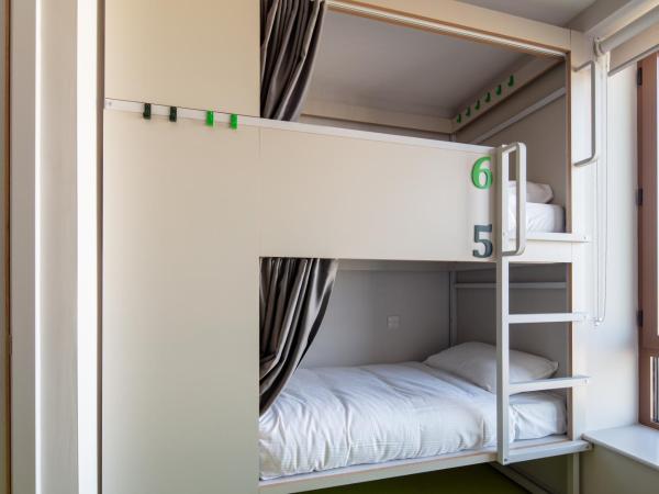 Clink i Lár : photo 3 de la chambre chambre quadruple