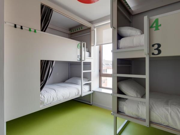 Clink i Lár : photo 2 de la chambre lit dans dortoir pour femmes de 4-6 lits