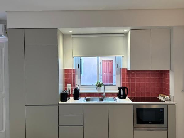 Cardeal Suites & Apartments : photo 2 de la chambre appartement