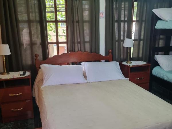 Espacio Verde : photo 4 de la chambre chambre familiale avec salle de bains privative