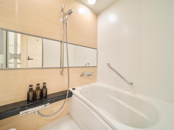 Via Inn Abeno Tennoji : photo 2 de la chambre chambre lits jumeaux - fumeurs