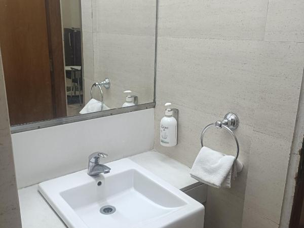 Regent Hotel : photo 6 de la chambre chambre lits jumeaux deluxe