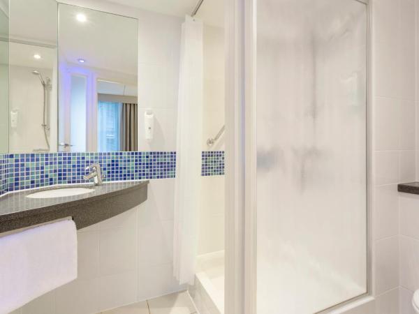 Holiday Inn Express Edinburgh City Centre, an IHG Hotel : photo 8 de la chambre chambre standard