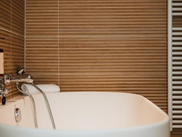 Hotel Indigo Bordeaux Centre Chartrons, an IHG Hotel : photo 1 de la chambre suite 2 chambres - vue sur ville