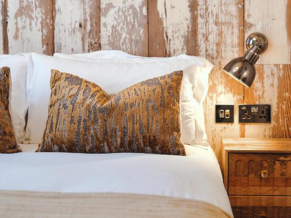 The Black Lion Pub & Boutique Guesthouse : photo 5 de la chambre hébergement double classique