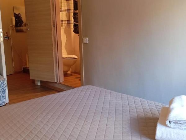 CconfortHotels R&B Cavour - SELF CHECK IN - No Elevator from 20-10-24 until 7-01-2025 : photo 6 de la chambre chambre double classique