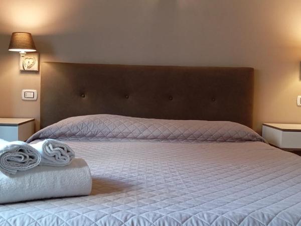 CconfortHotels R&B Cavour - SELF CHECK IN - No Elevator from 20-10-24 until 7-01-2025 : photo 1 de la chambre chambre double classique