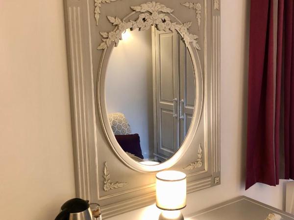 Reglisse et Pain d'Epices - Chambres d'hôtes : photo 8 de la chambre hébergement la gustavienne - 1er Étage