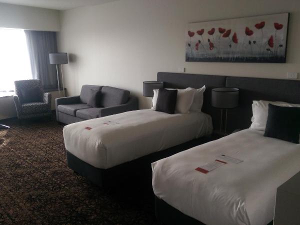 Calamvale Hotel Suites and Conference Centre : photo 5 de la chambre chambre lits jumeaux exécutive