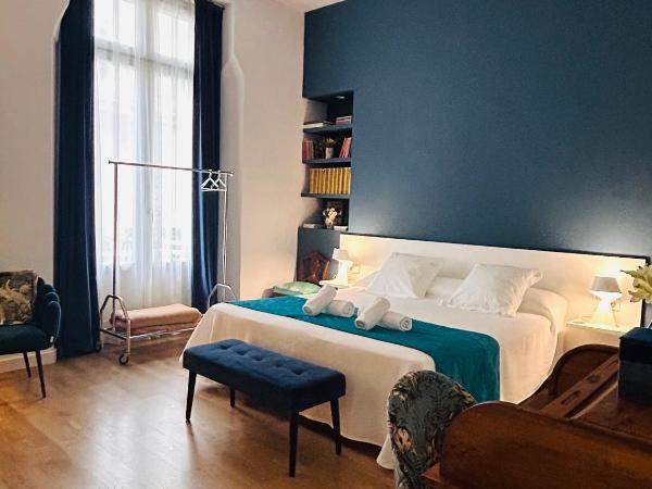 L'Esplai Valencia : photo 2 de la chambre chambre double supérieure avec balcon