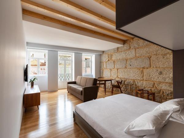 Pensao O Laranjeira : photo 7 de la chambre studio avec balcon