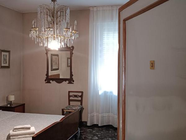 Affittacamere Pratello 97 : photo 4 de la chambre chambre triple standard