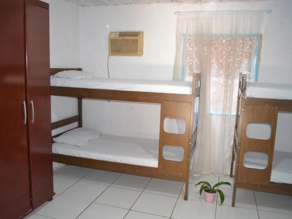 Raizes Surf and Bar Hostel : photo 4 de la chambre lit dans dortoir mixte de 6 lits