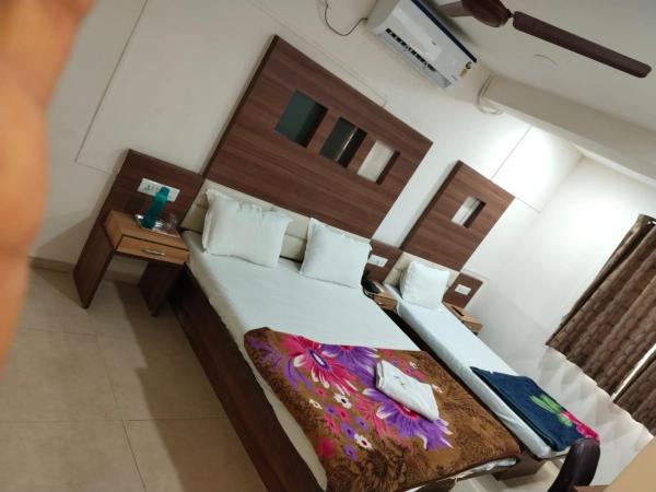 Hotel Marina : photo 4 de la chambre chambre deluxe (2 adultes + 1 enfant)