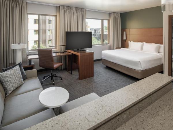 Residence Inn by Marriott Portland Downtown/Pearl District : photo 1 de la chambre studio lit king-size