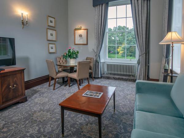 Oulton Hall Hotel, Spa & Golf Resort : photo 2 de la chambre suite lit king-size