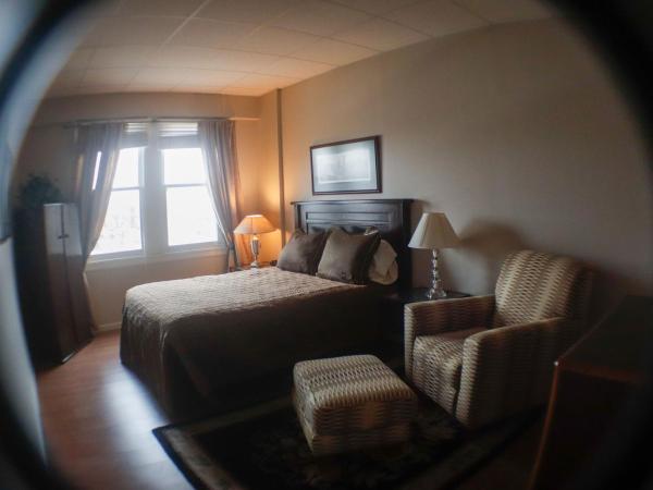 Fountainview Inn : photo 7 de la chambre suite lit queen-size deluxe