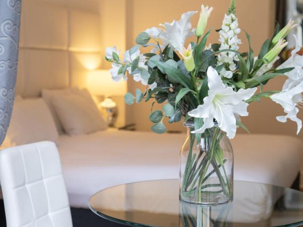 Edinburgh Castle Apartments : photo 1 de la chambre studio avec accès au jardin