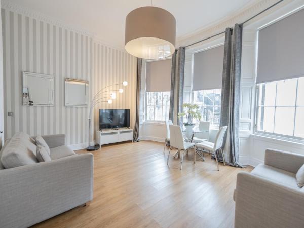 Edinburgh Castle Apartments : photo 1 de la chambre luxueux appartement 2 chambres