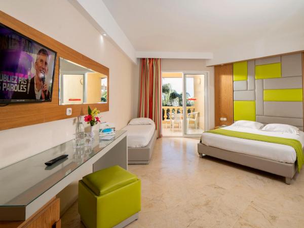 Houda Yasmine Marina & SPA : photo 1 de la chambre chambre triple standard