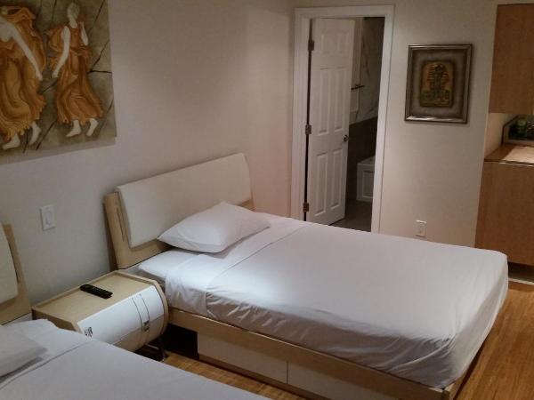 Dragon Gate Inn : photo 6 de la chambre chambre familiale supérieure avec 4 lits