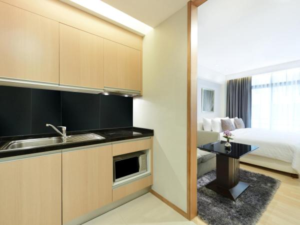 Centre Point Chidlom : photo 3 de la chambre chambre double de luxe - zensation