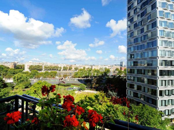 Mercure Paris Tour Eiffel Pont Mirabeau : photo 2 de la chambre deluxe room with terrace - one double bed