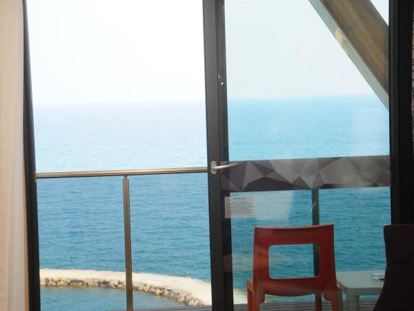 Sirius Deluxe Hotel : photo 3 de la chambre suite avec baignoire spa - vue sur mer