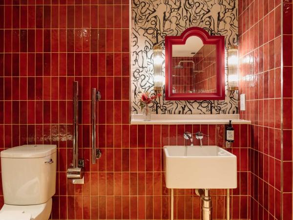 room2 Belfast Hometel : photo 10 de la chambre accessible sleepwell - no window