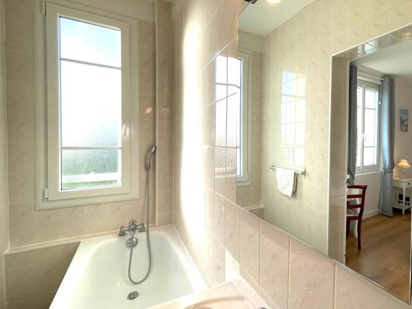 La Villa Les Mots Passants : photo 9 de la chambre chambre triple supérieure