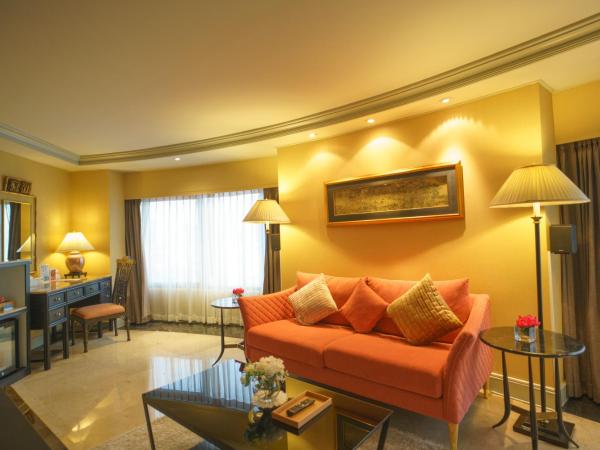 Grand China Bangkok : photo 1 de la chambre suite the king avec petit-déjeuner