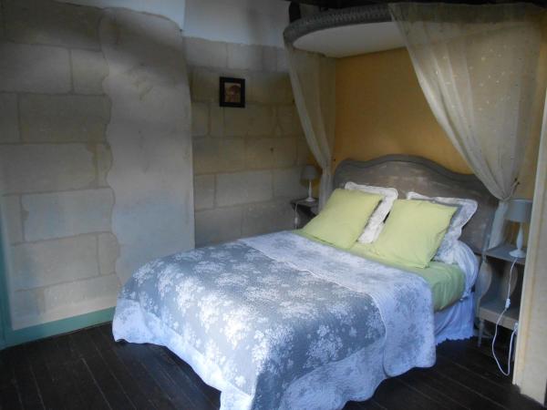 Clos du Bois Brard B&B : photo 4 de la chambre chambre triple - tour