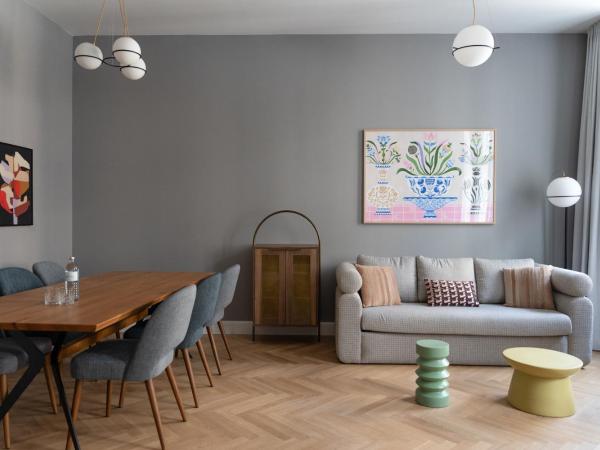 numa I Terra Apartments : photo 1 de la chambre extra large 1 bedroom apartment with 2 sofa beds - no ac