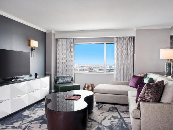 Hilton Baltimore Inner Harbor : photo 3 de la chambre suite
