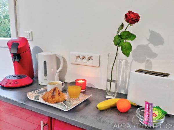 Appart hotel Cholet Carteron : photo 2 de la chambre appartement deluxe