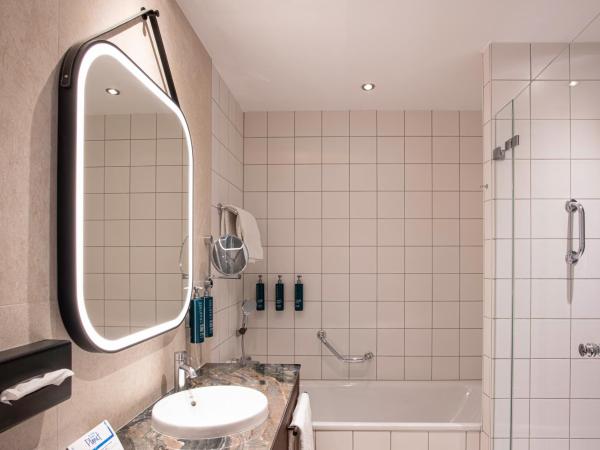 Hilton Cologne : photo 8 de la chambre chambre lit king-size deluxe