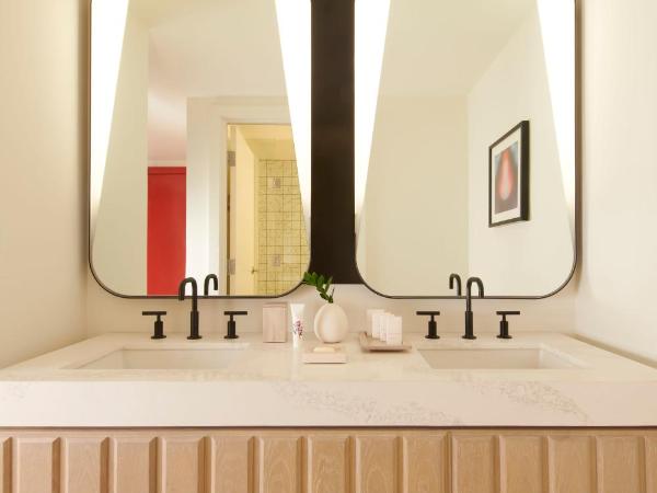 Virgin Hotels Las Vegas, Curio Collection by Hilton : photo 4 de la chambre opal grand corner chamber king room