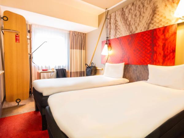 ibis Geneve Centre Lac : photo 1 de la chambre chambre lits jumeaux